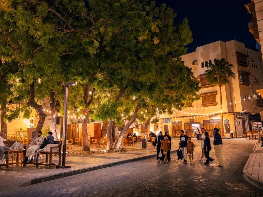 A 4-day/3-night trip to Jeddah and Al-Ula – this is the time to relax and enjoy the sea.