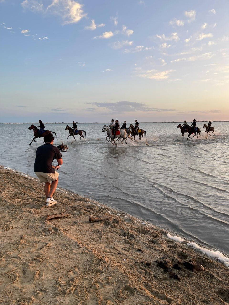 تجربة ركوب الخيل على البحر في جدة 