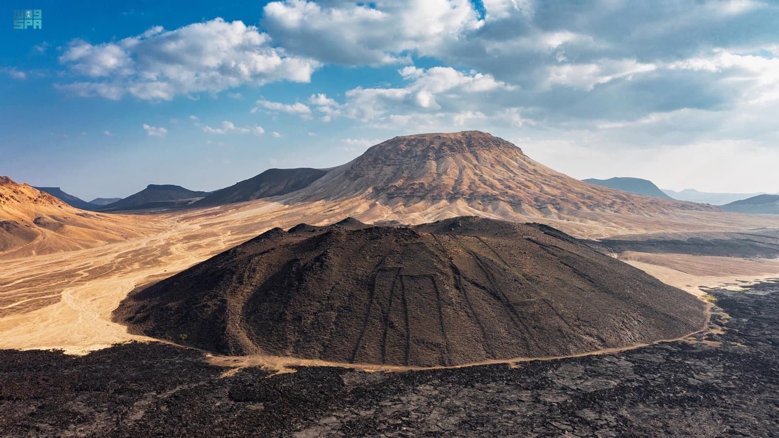 Un viaje para descubrir montañas volcánicas