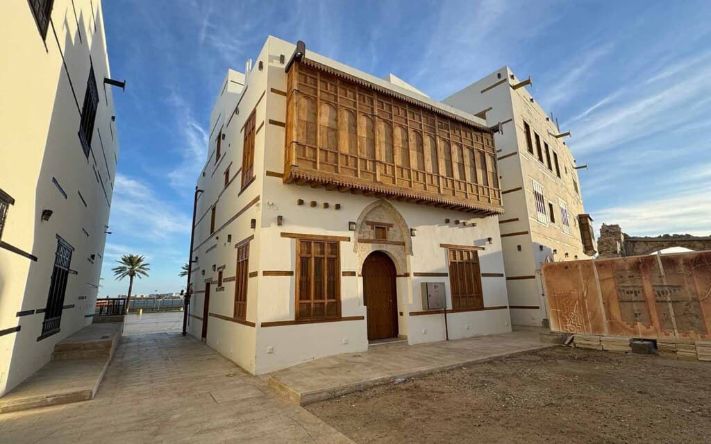 Perjalanan satu hari dari Madinah ke Yanbu dan kembali.
