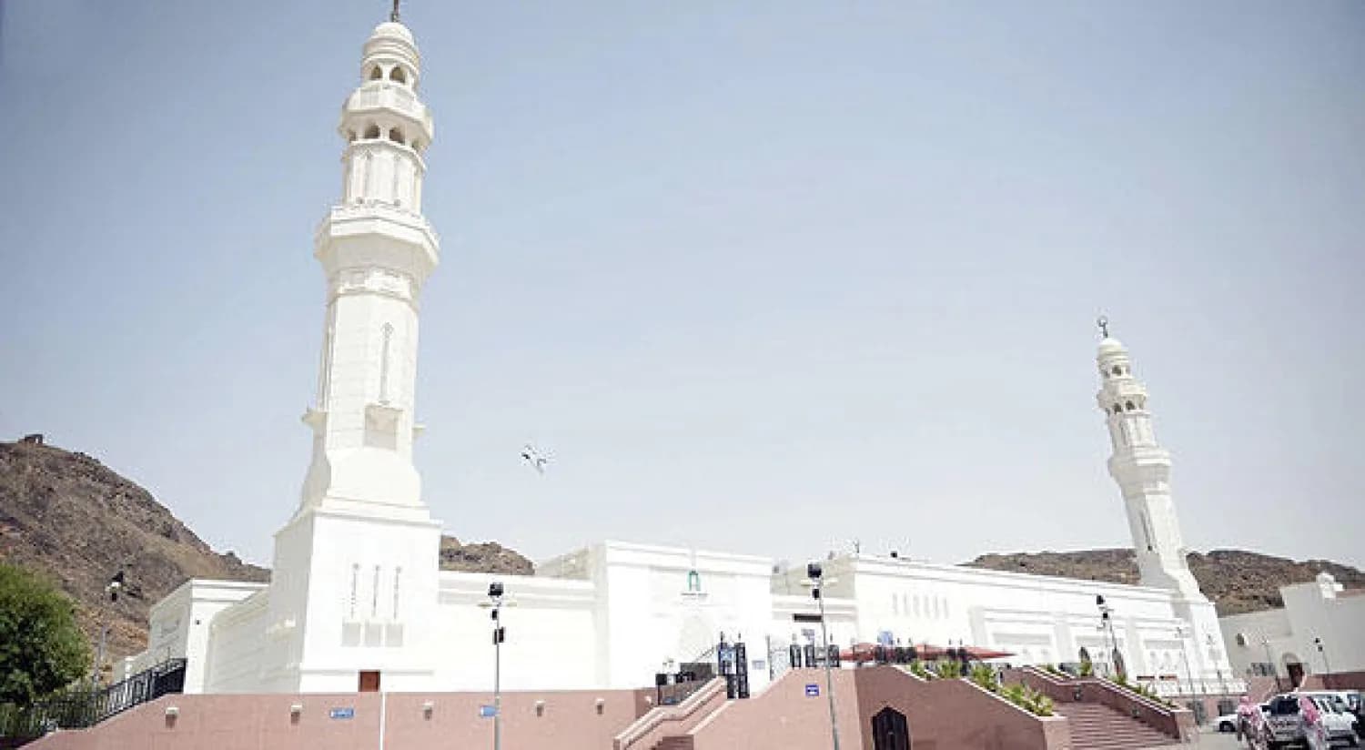 المدينة المنورة: جولة سياحية دينية لاهم المساجد