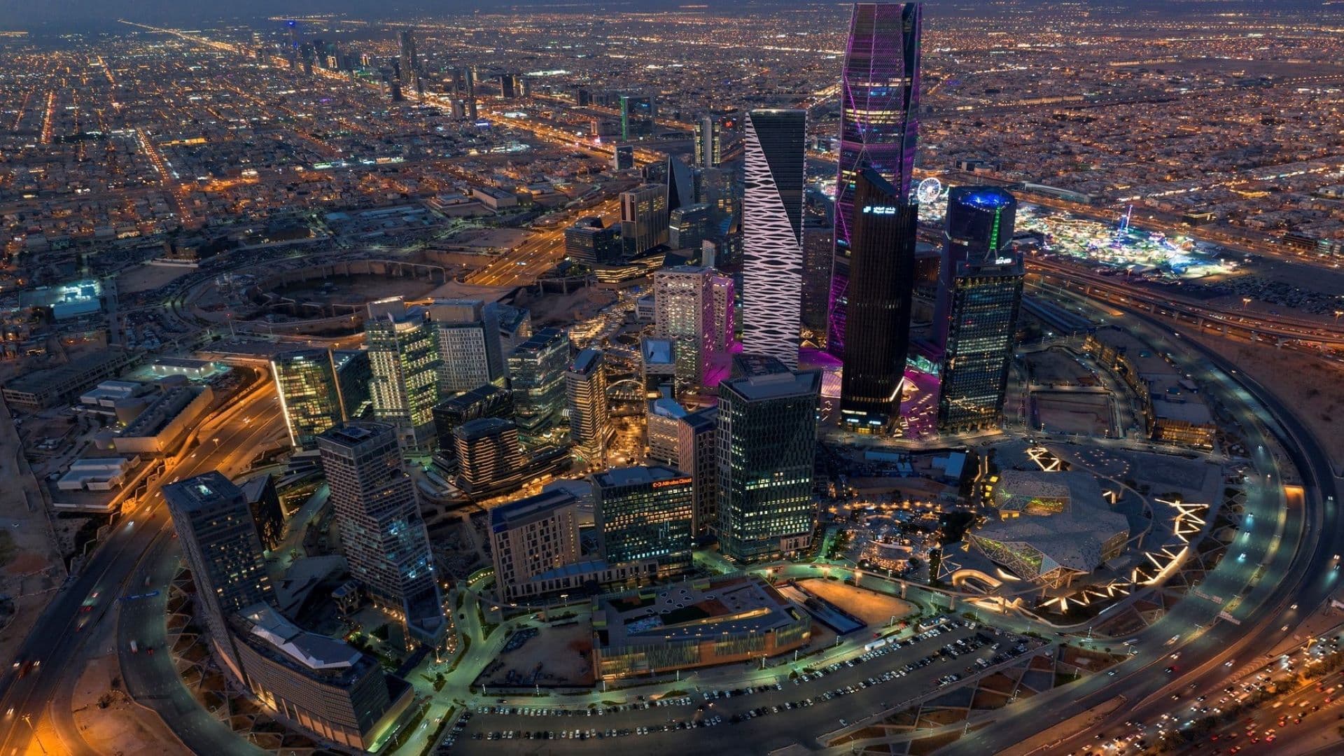 Modern Riyadh Tour KAFD and Boulevard City